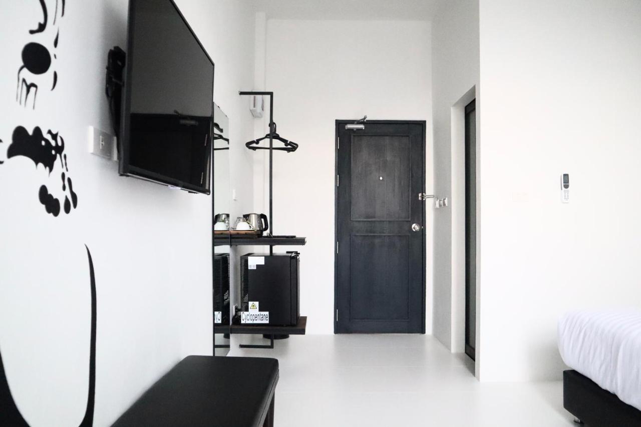 Goodnight Poshtel + Free Netflix Hotel Hat Yai Exterior photo